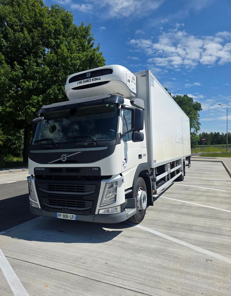 Volvo FM 330 D 11 EURO 6-D - Camion frigorifique: photos 2 Volvo FM 330 D 11 EURO 6-D - Camion frigorifique: photos 2