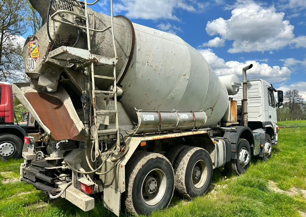 Volvo FM - Camion malaxeur: photos 4 Volvo FM - Camion malaxeur: photos 4