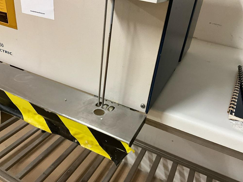 Foss Milkoscan S 50 - Machine à métaux: photos 5 Foss Milkoscan S 50 - Machine à métaux: photos 5