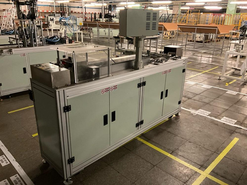 Marie Claire  - Machine d'emballage et de conditionnement: photos 3 Marie Claire  - Machine d'emballage et de conditionnement: photos 3