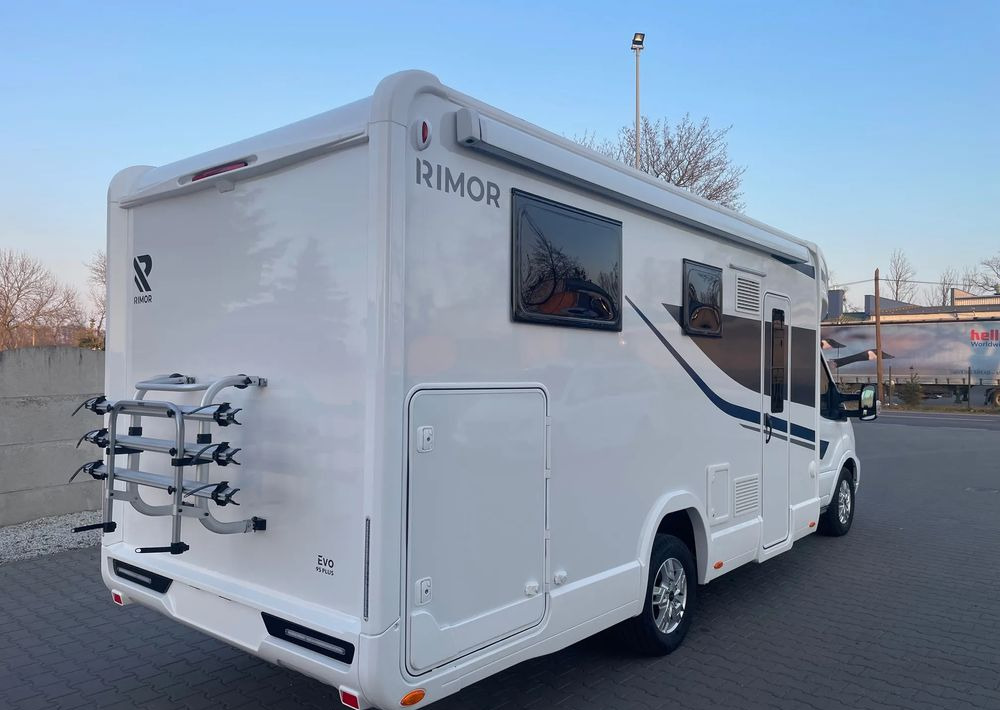 Ford Transit RIMOR EVO 95 AUTOMAT - Camping-car: photos 4 Ford Transit RIMOR EVO 95 AUTOMAT - Camping-car: photos 4
