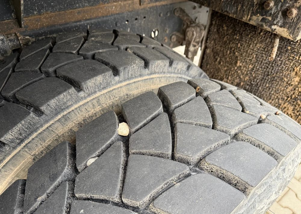 MAN TGS 18.400/ 6x2/WYWROTKA/PŁUG - Camion benne: photos 5 MAN TGS 18.400/ 6x2/WYWROTKA/PŁUG - Camion benne: photos 5