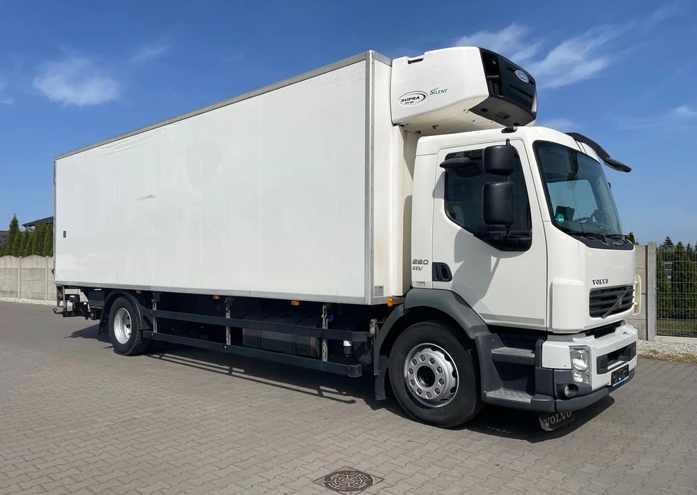 Volvo FL 18.260 CHŁODNIA, EURO 5 ! - Camion frigorifique: photos 4 Volvo FL 18.260 CHŁODNIA, EURO 5 ! - Camion frigorifique: photos 4
