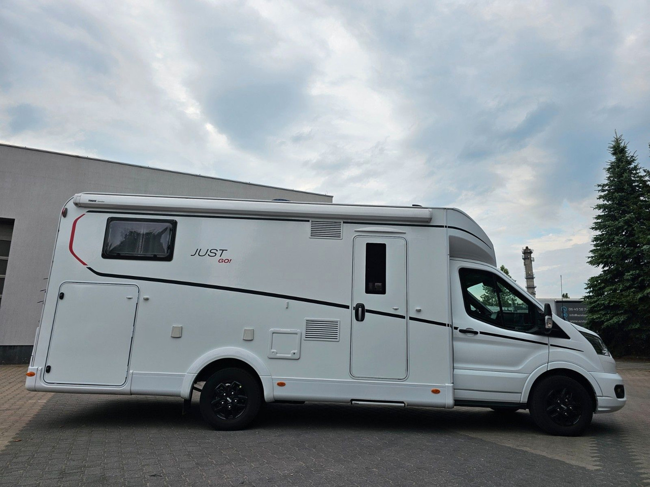 Dethleffs JUST GO T7055 EB Winter 4xBett Elektr.Hubbet - Camping-car profilé: photos 5 Dethleffs JUST GO T7055 EB Winter 4xBett Elektr.Hubbet - Camping-car profilé: photos 5