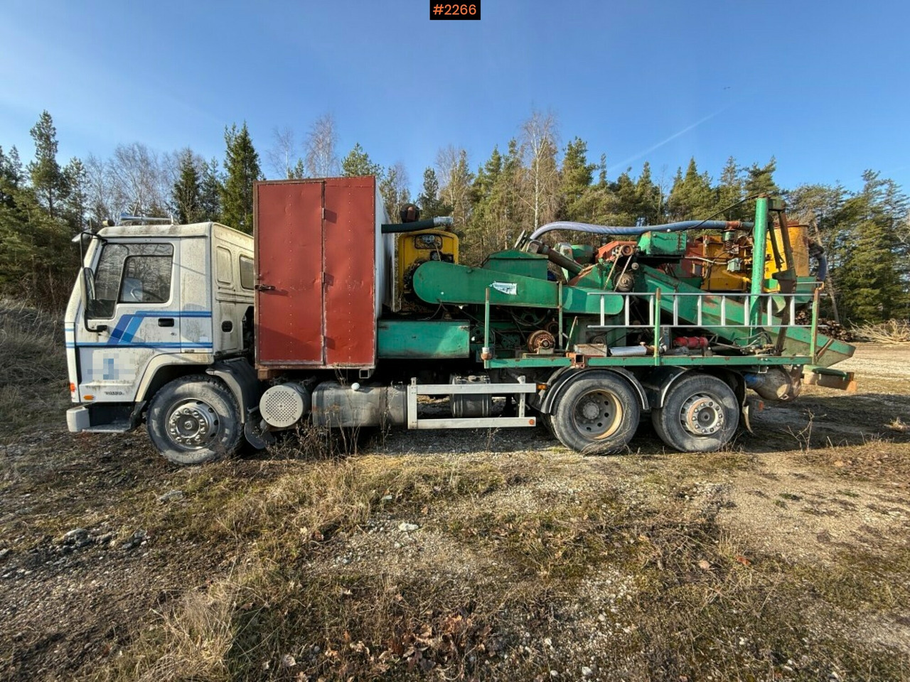 Volvo FL10 6x2 with mobile grain mill - Camion: photos 5 Volvo FL10 6x2 with mobile grain mill - Camion: photos 5