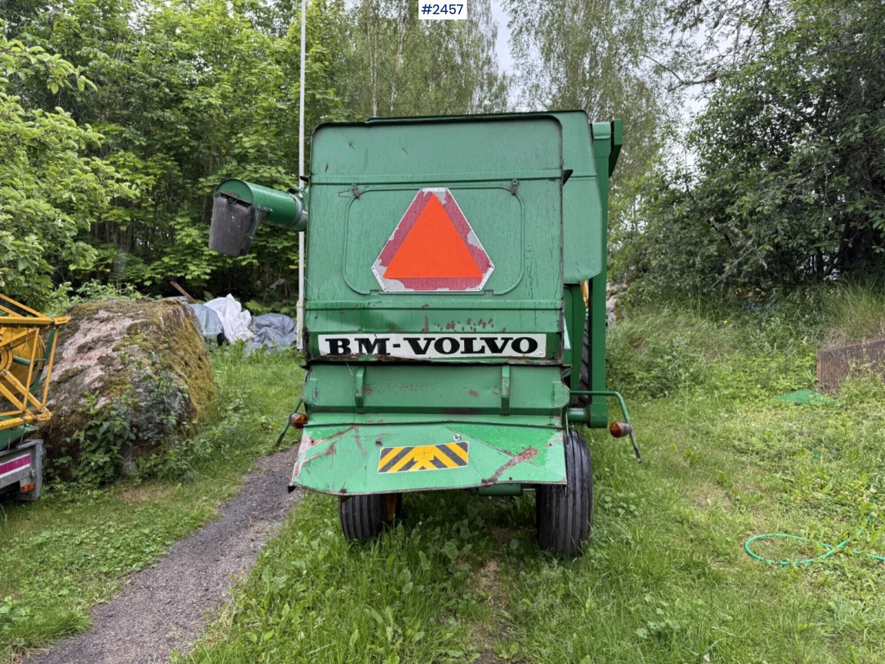 Combine harvester Volvo BM S830 with 2 cutting tables - Moissonneuse-batteuse: photos 4 Combine harvester Volvo BM S830 with 2 cutting tables - Moissonneuse-batteuse: photos 4