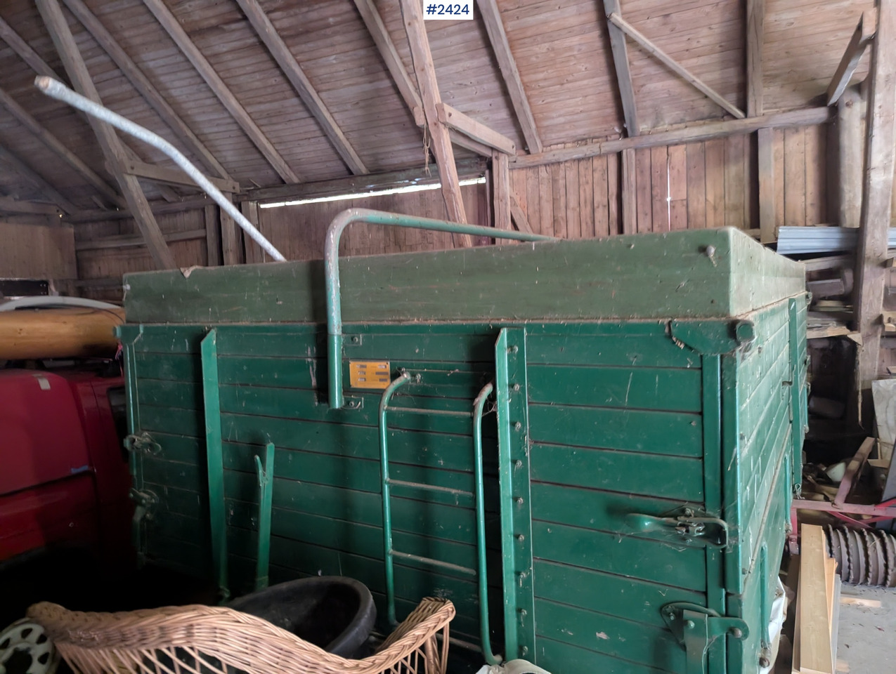 Grain wagon SLMA 6,5 tonnes with tipper - Benne agricole: photos 2 Grain wagon SLMA 6,5 tonnes with tipper - Benne agricole: photos 2