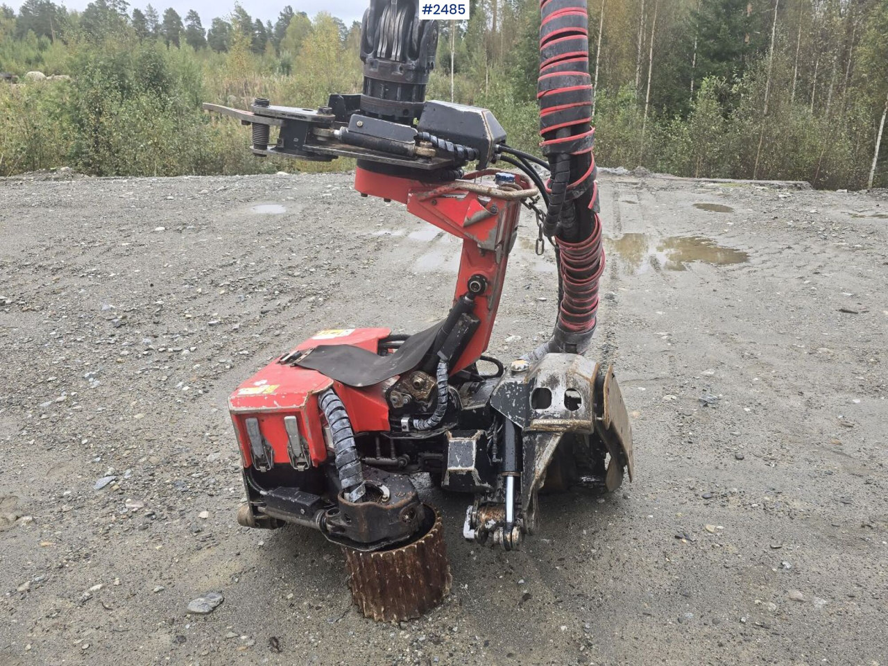 Harvester Komatsu XH901-5 - Abatteuse: photos 5 Harvester Komatsu XH901-5 - Abatteuse: photos 5