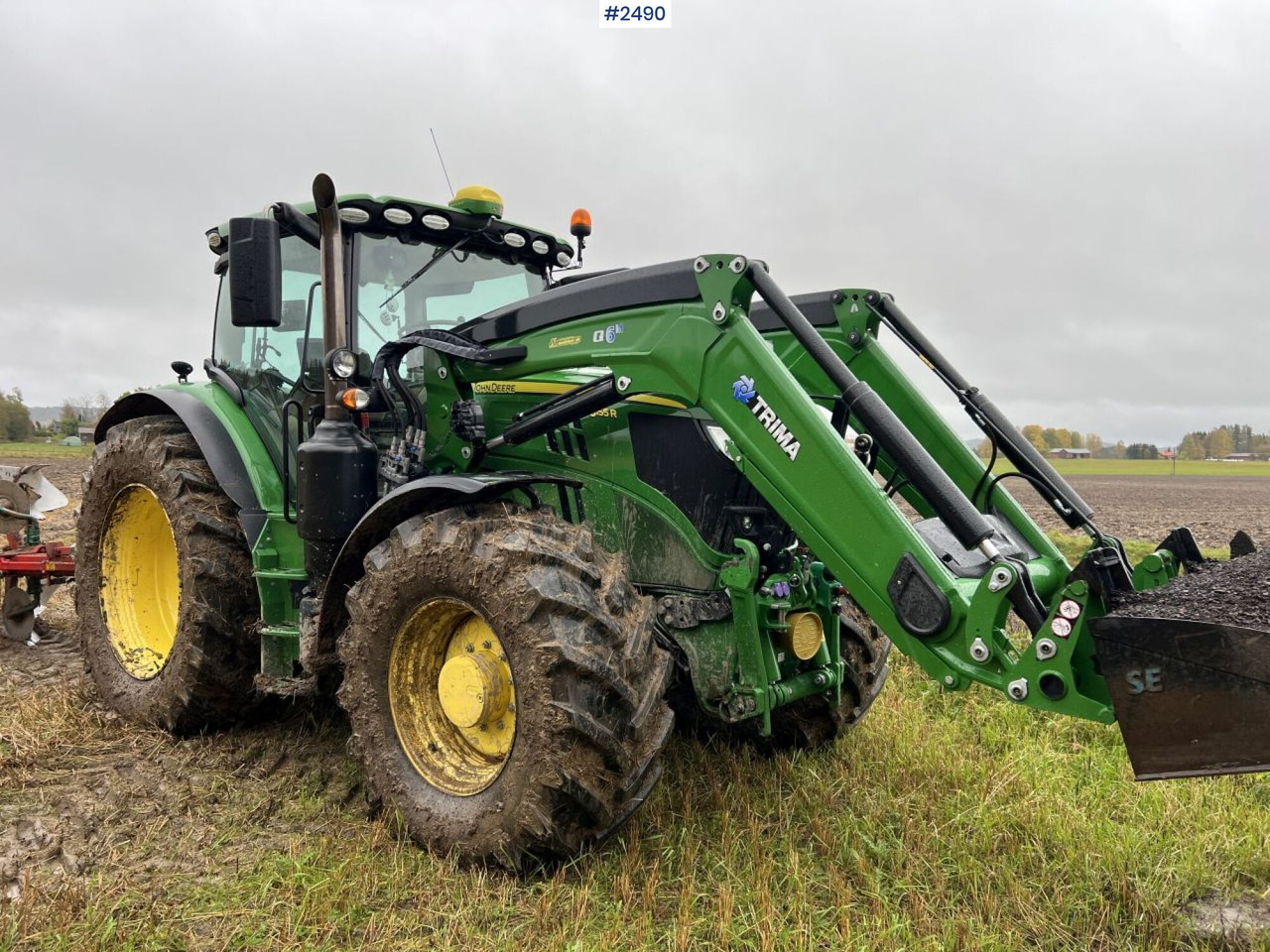 JOHN DEERE 6155R Agricultural tractor - Tracteur agricole: photos 2 JOHN DEERE 6155R Agricultural tractor - Tracteur agricole: photos 2