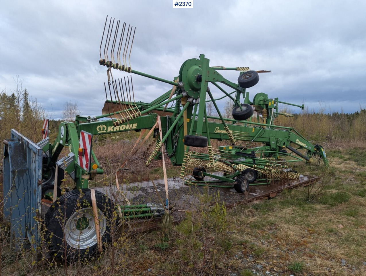 Rotary Rake Krone Swadro 1010 - Matériel de fenaison: photos 3 Rotary Rake Krone Swadro 1010 - Matériel de fenaison: photos 3