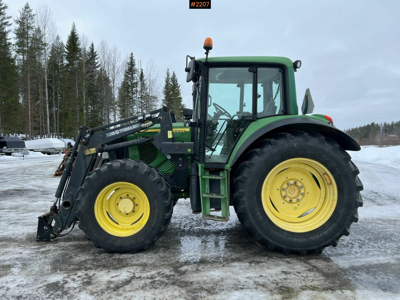 Tractor JOHN DEERE 6420S - Tracteur agricole: photos 3 Tractor JOHN DEERE 6420S - Tracteur agricole: photos 3