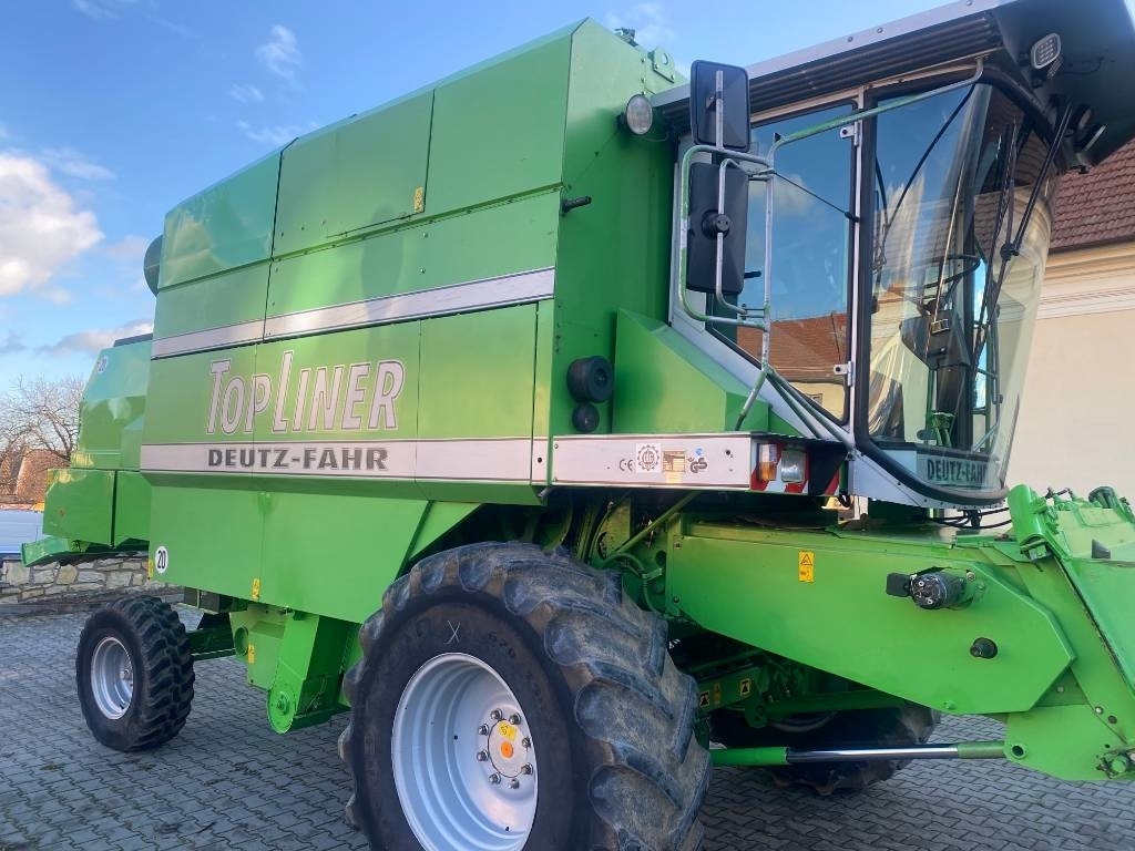Deutz-fahr Topliner 4090 HTS - Moissonneuse-batteuse: photos 1 Deutz-fahr Topliner 4090 HTS - Moissonneuse-batteuse: photos 1