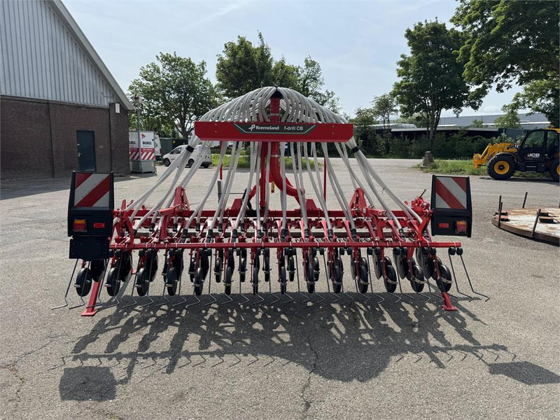 Kverneland CB 3500 3 punt - Combiné de semis: photos 3 Kverneland CB 3500 3 punt - Combiné de semis: photos 3