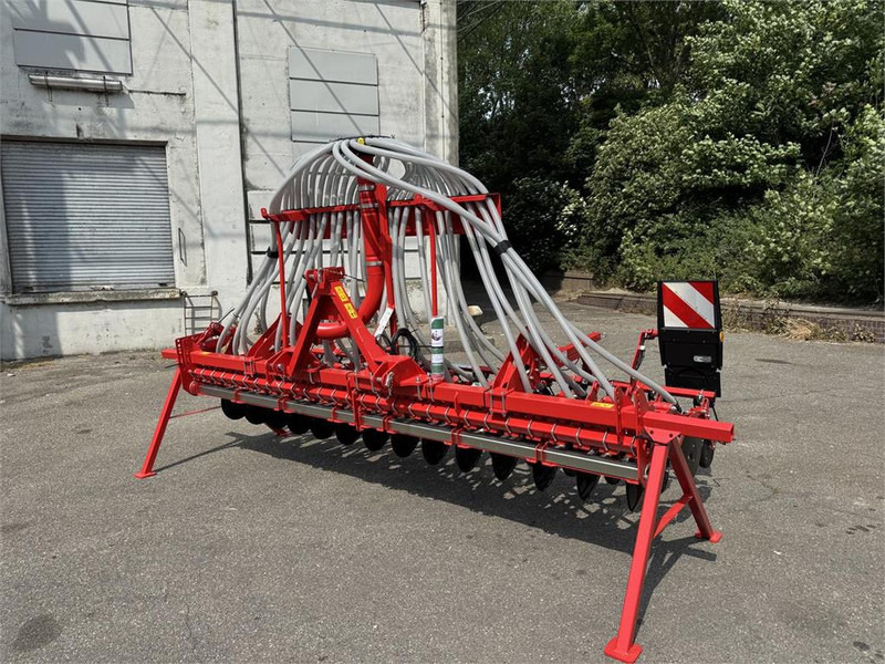 Kverneland CB 3500 3 punt - Combiné de semis: photos 1 Kverneland CB 3500 3 punt - Combiné de semis: photos 1