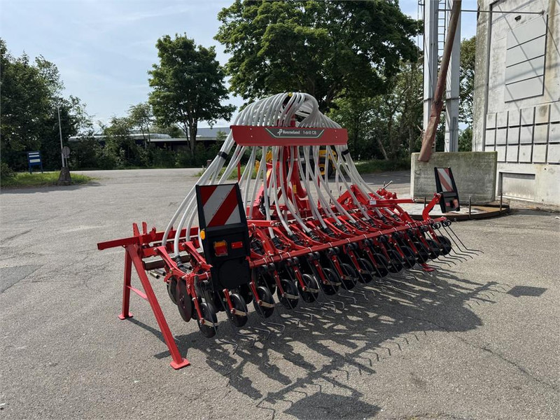 Kverneland CB 3500 3 punt - Combiné de semis: photos 2 Kverneland CB 3500 3 punt - Combiné de semis: photos 2