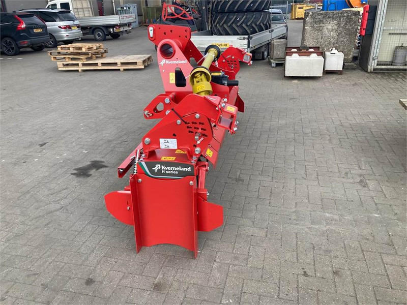 Kverneland NGH 3000 - Herse rotative: photos 2 Kverneland NGH 3000 - Herse rotative: photos 2