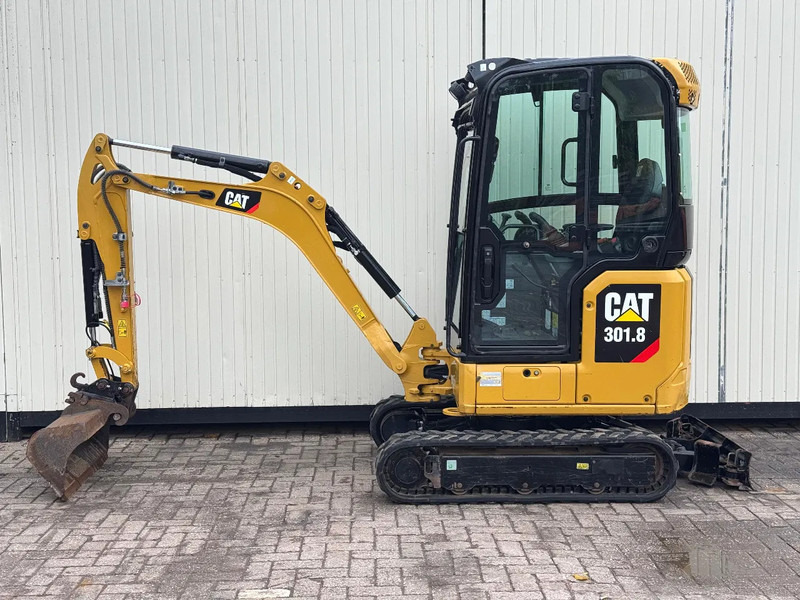 Caterpillar 301.8 NextGen - Mini pelle: photos 2 Caterpillar 301.8 NextGen - Mini pelle: photos 2