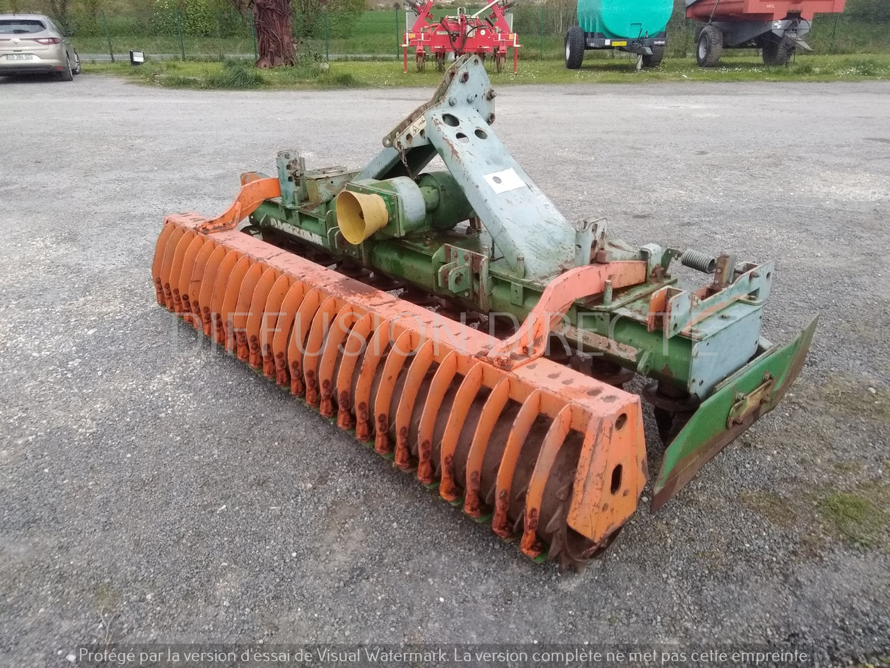 AMAZONE HERSE ROTATIVE KE 303 - Herse rotative: photos 2 AMAZONE HERSE ROTATIVE KE 303 - Herse rotative: photos 2