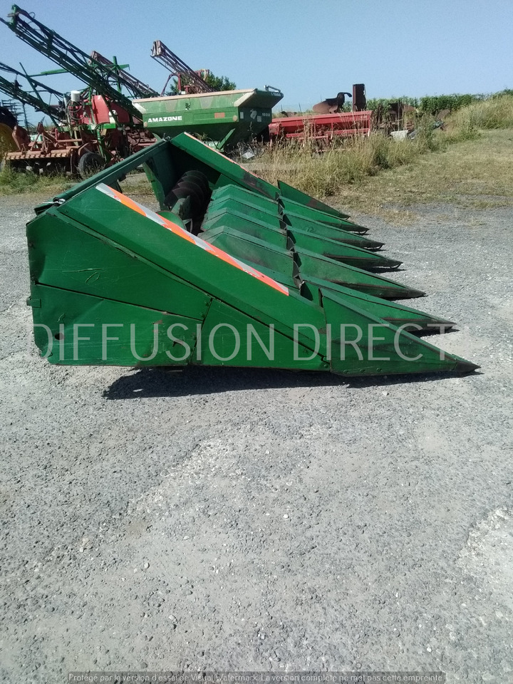 JOHN DEERE CUEILLEUR POUR MOISSONNEUSE 646 - Cueilleur de maïs: photos 3 JOHN DEERE CUEILLEUR POUR MOISSONNEUSE 646 - Cueilleur de maïs: photos 3