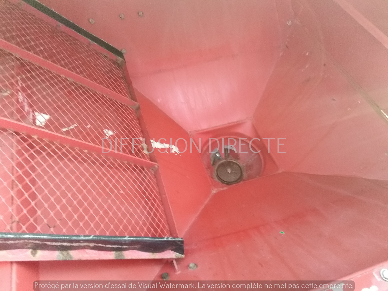 LELY DISTRIBUTEUR D'ENGRAIS CENTERMATIC PESEE - Distributeur d'engrais: photos 5 LELY DISTRIBUTEUR D'ENGRAIS CENTERMATIC PESEE - Distributeur d'engrais: photos 5