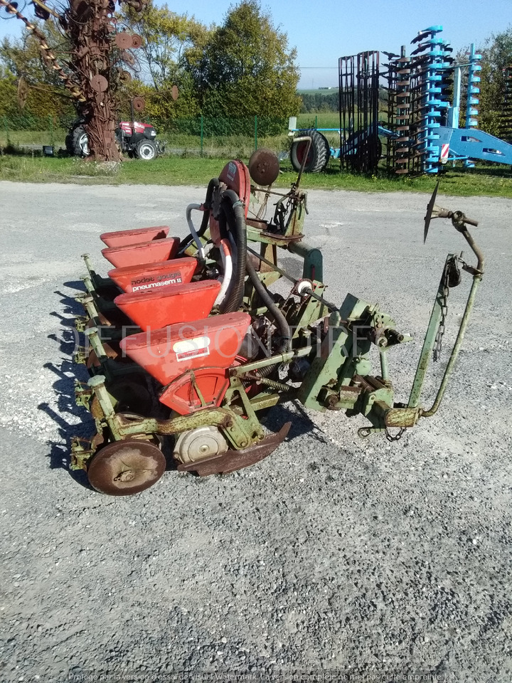 NODET SEMOIR MONOGRAINE PN II - Semoir monograine: photos 3 NODET SEMOIR MONOGRAINE PN II - Semoir monograine: photos 3