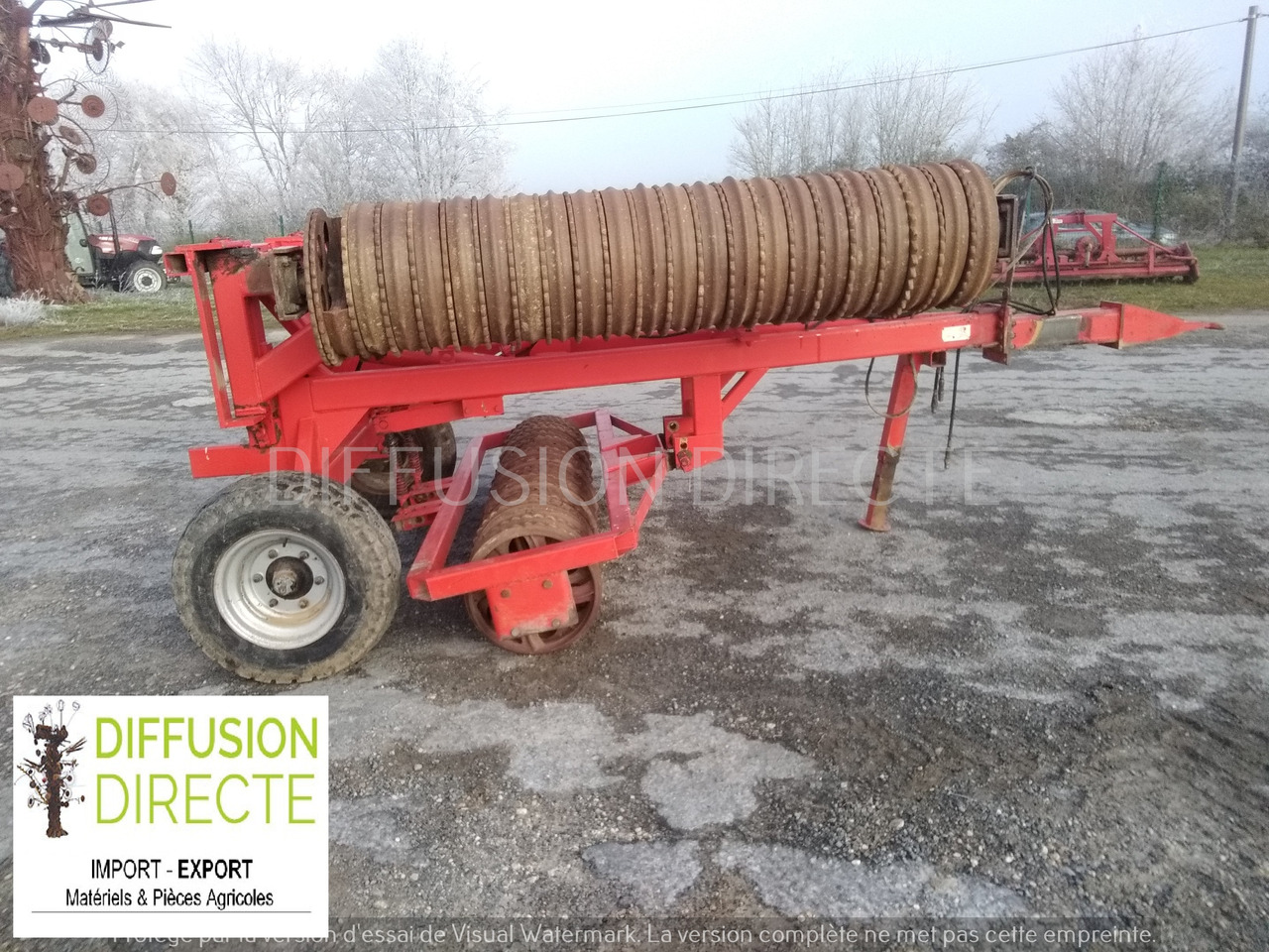 QUIVOGNE ROULEAU CAMBRIDGE R 630 - Rouleau agricole: photos 1 QUIVOGNE ROULEAU CAMBRIDGE R 630 - Rouleau agricole: photos 1