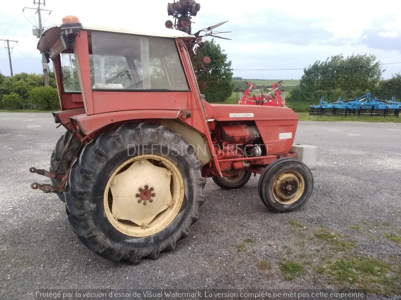 RENAULT TRACTEUR AGRICOLE 56 - Tracteur agricole: photos 3 RENAULT TRACTEUR AGRICOLE 56 - Tracteur agricole: photos 3