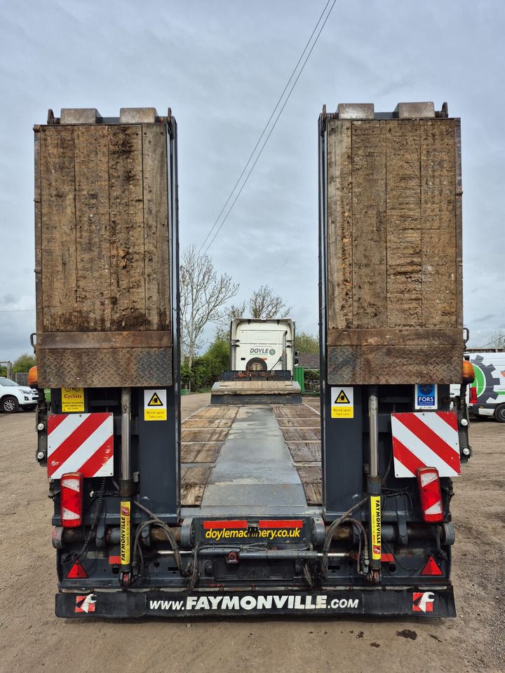 FAYMONVILLE Multimax Extender Low Loader - Remorque porte-engin surbaissée: photos 2 FAYMONVILLE Multimax Extender Low Loader - Remorque porte-engin surbaissée: photos 2