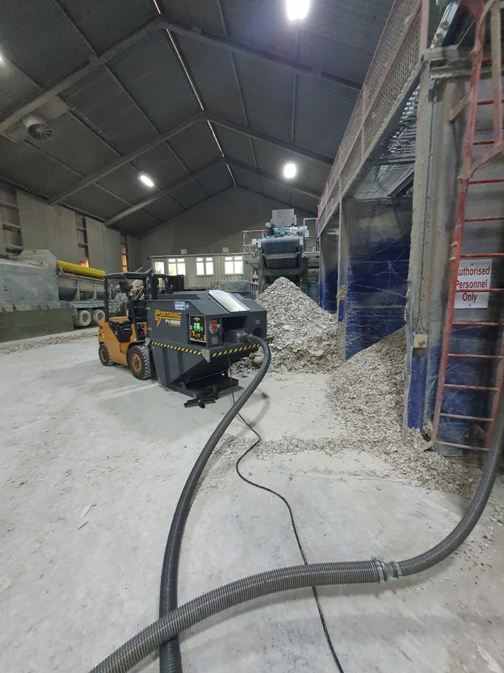 Portavac - PV300E - Aspirateur industriel: photos 4 Portavac - PV300E - Aspirateur industriel: photos 4