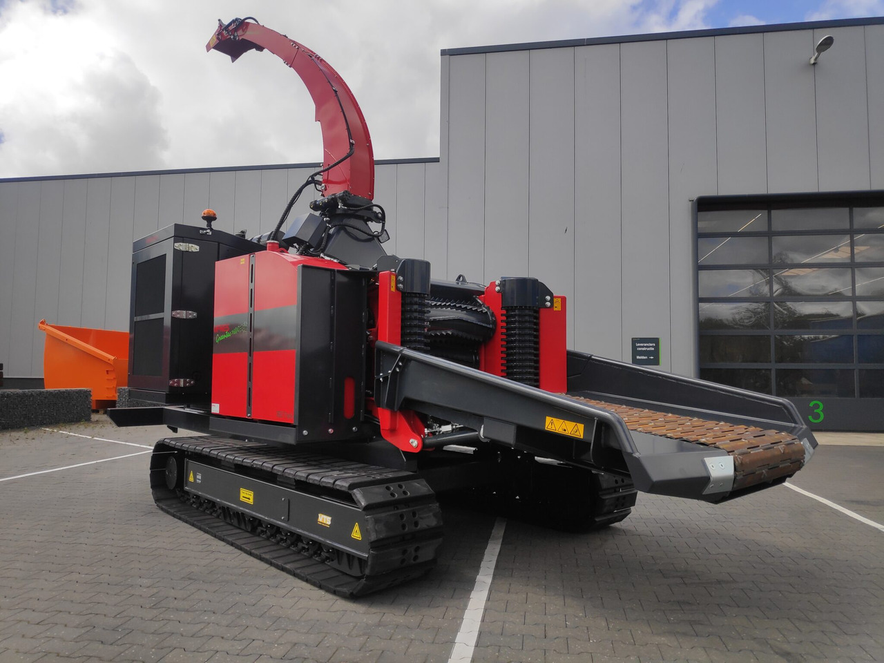 UFKES GREENTEC 962 - Broyeur de végétaux: photos 4 UFKES GREENTEC 962 - Broyeur de végétaux: photos 4