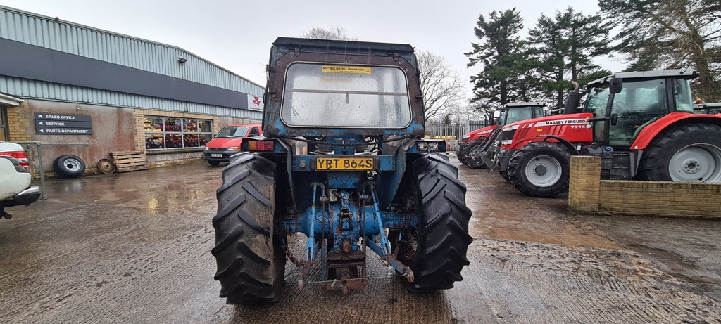 Ford 4600 - Tracteur agricole: photos 3 Ford 4600 - Tracteur agricole: photos 3