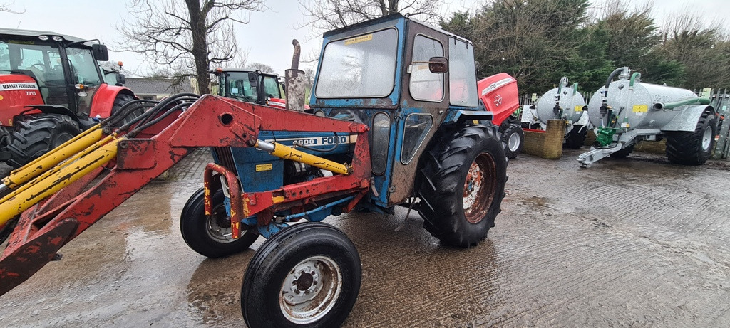 Ford 4600 - Tracteur agricole: photos 2 Ford 4600 - Tracteur agricole: photos 2
