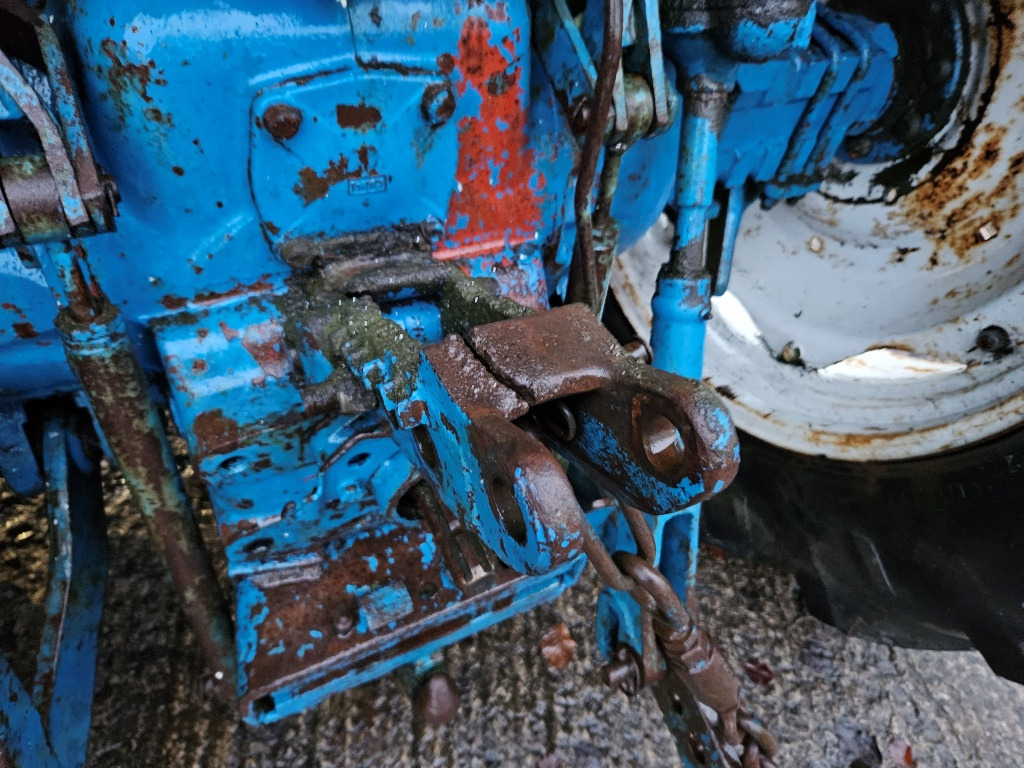 Ford 7700 2wd Tractor - Tracteur agricole: photos 5 Ford 7700 2wd Tractor - Tracteur agricole: photos 5