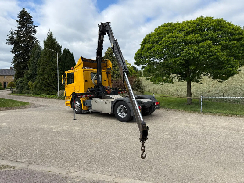 Scania P320 HMF 1450 - Camion grue: photos 3 Scania P320 HMF 1450 - Camion grue: photos 3