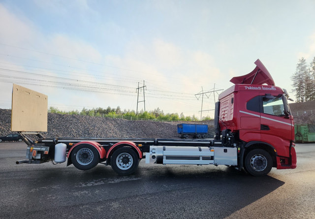 Iveco S-Way 6x2 LNG / LBG - Châssis cabine: photos 5 Iveco S-Way 6x2 LNG / LBG - Châssis cabine: photos 5