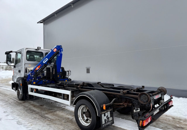 NissanAtleon - Camion ampliroll, Camion grue: photos 3 NissanAtleon - Camion ampliroll, Camion grue: photos 3