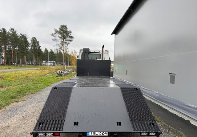 SisuR500 10x4 - Camion plateau: photos 4 SisuR500 10x4 - Camion plateau: photos 4