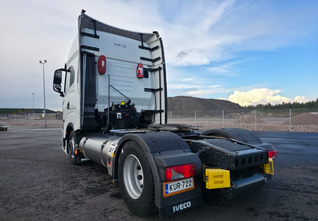 IvecoS-Way 460 4x2 LNG / LBG - Tracteur routier: photos 3 IvecoS-Way 460 4x2 LNG / LBG - Tracteur routier: photos 3