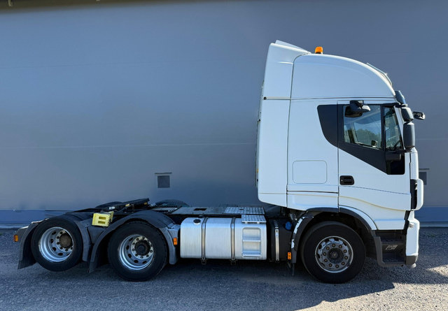 IvecoStralis 440 6x2 - Tracteur routier: photos 5 IvecoStralis 440 6x2 - Tracteur routier: photos 5
