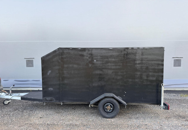 Umpiperäkärry - Remorque voiture: photos 2 Umpiperäkärry - Remorque voiture: photos 2