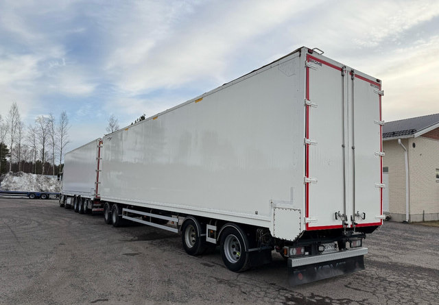 Volvo FH16 750 10x4 - Camion fourgon: photos 5 Volvo FH16 750 10x4 - Camion fourgon: photos 5