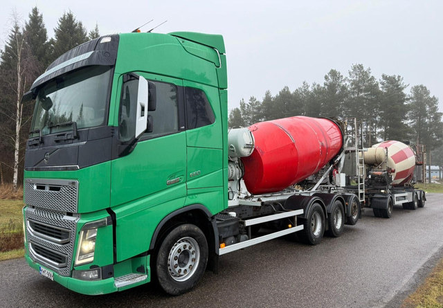 VolvoFH16 650 8x4 - Camion malaxeur: photos 1 VolvoFH16 650 8x4 - Camion malaxeur: photos 1