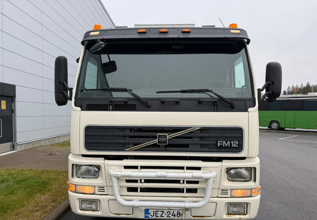 Camion plateau VolvoFM420 6x2 Avolava: photos 8 Camion plateau VolvoFM420 6x2 Avolava: photos 8