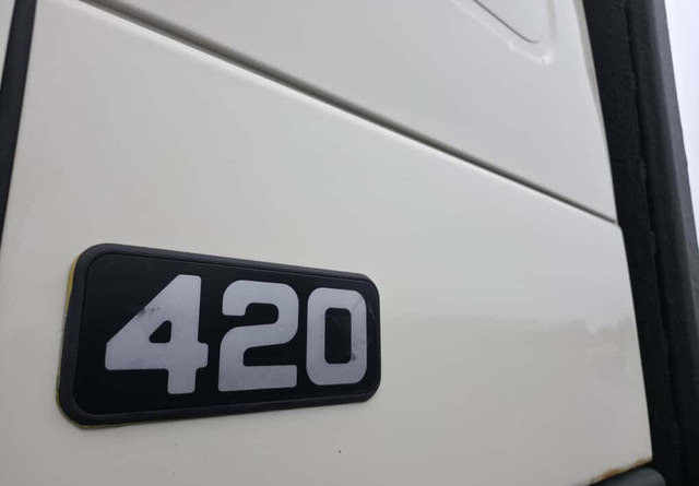 Camion plateau VolvoFM420 6x2 Avolava: photos 12 Camion plateau VolvoFM420 6x2 Avolava: photos 12