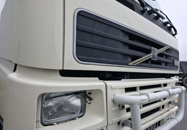 Camion plateau VolvoFM420 6x2 Avolava: photos 11 Camion plateau VolvoFM420 6x2 Avolava: photos 11