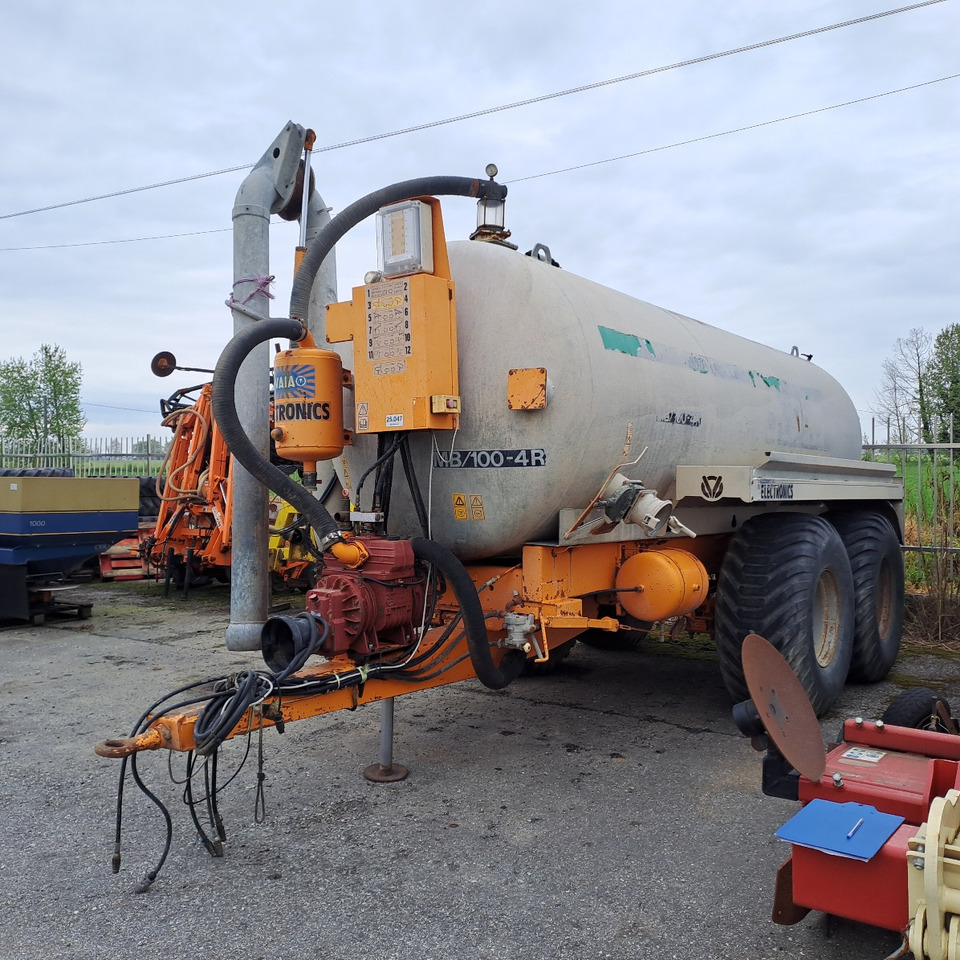 CARROBOTTE LIQUAME VAIA MODELLO MB/100-4R/MB 143 2 ASSI - Tonne à lisier: photos 1 CARROBOTTE LIQUAME VAIA MODELLO MB/100-4R/MB 143 2 ASSI - Tonne à lisier: photos 1