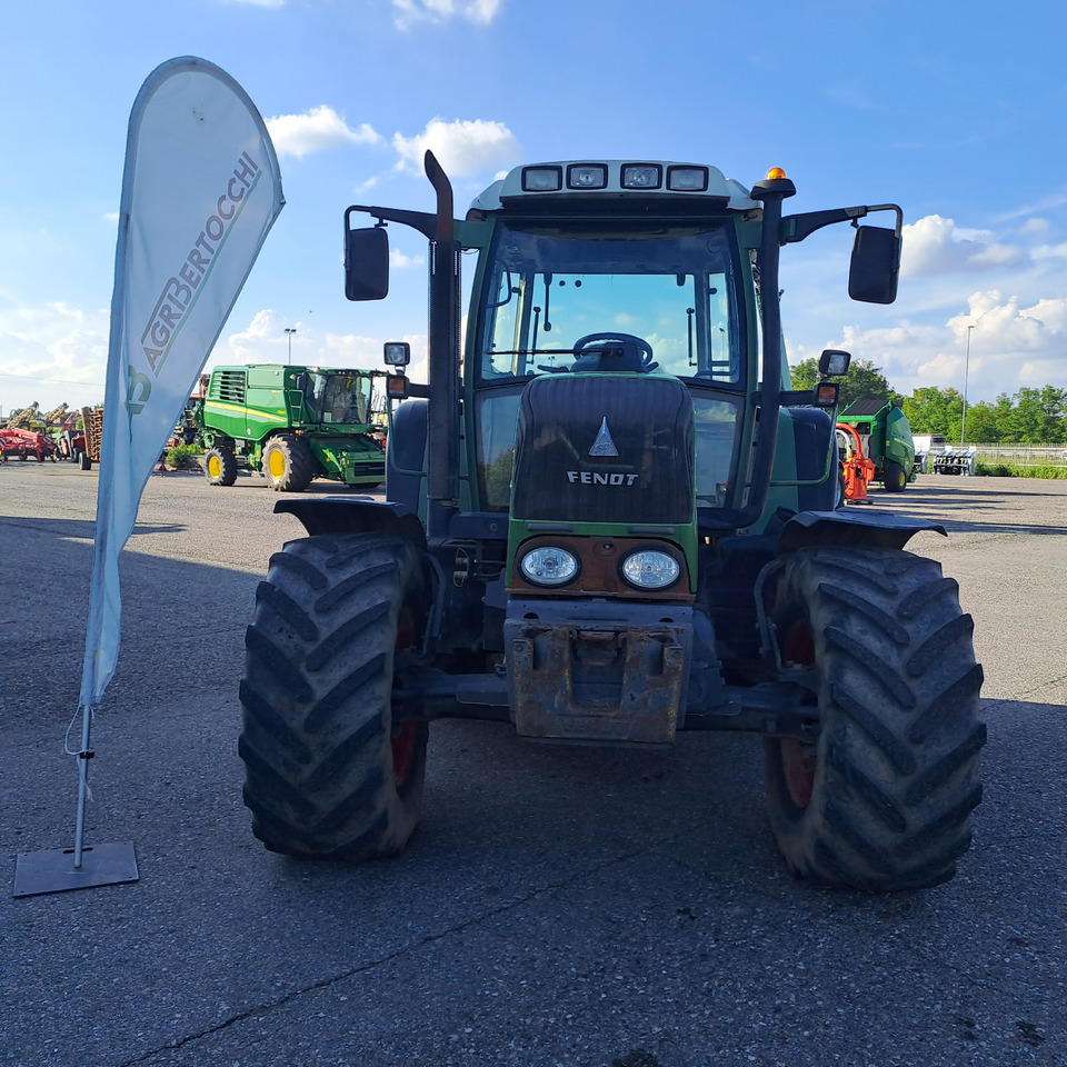 FENDT 312 VARIO - Tracteur agricole: photos 3 FENDT 312 VARIO - Tracteur agricole: photos 3