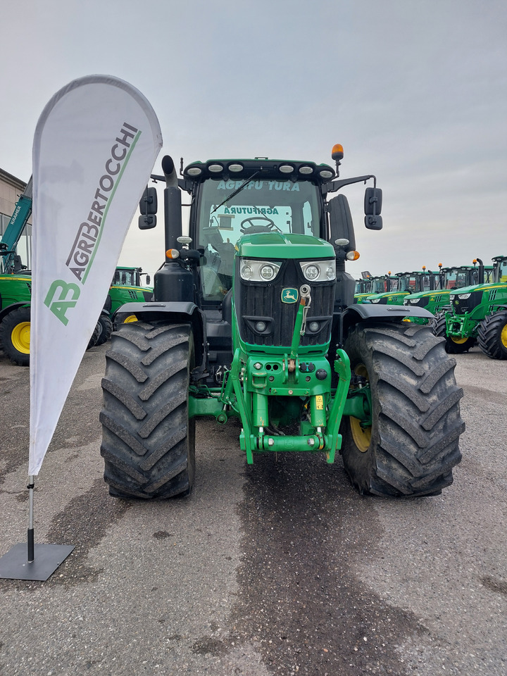 JOHN DEERE 6230R - Tracteur agricole: photos 1 JOHN DEERE 6230R - Tracteur agricole: photos 1