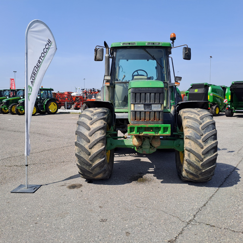 JOHN DEERE 6910 - Tracteur agricole: photos 3 JOHN DEERE 6910 - Tracteur agricole: photos 3