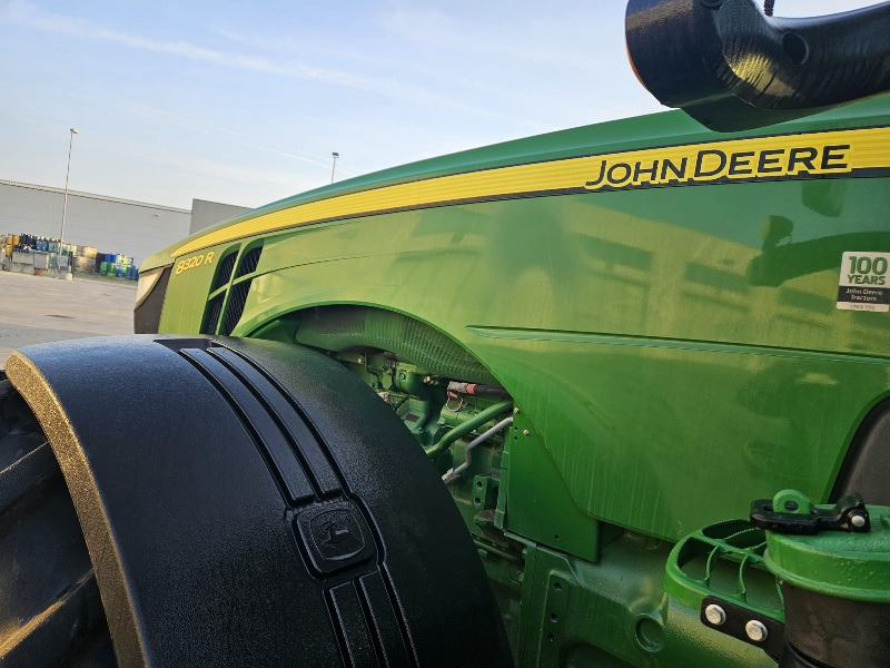 JOHN DEERE 8320R - Tracteur agricole: photos 2 JOHN DEERE 8320R - Tracteur agricole: photos 2